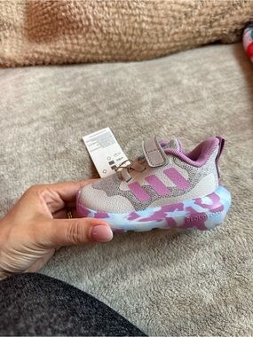 adidas Kids grey and Lavender Cloudfoam Camouflage Sole Sneakers